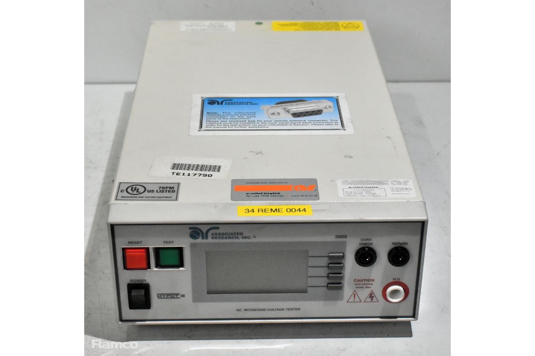 Associated Research INC 3605 AC withstand voltage tester in flight case - W 490 x D 390 x H 185mm - Image 1 of 9