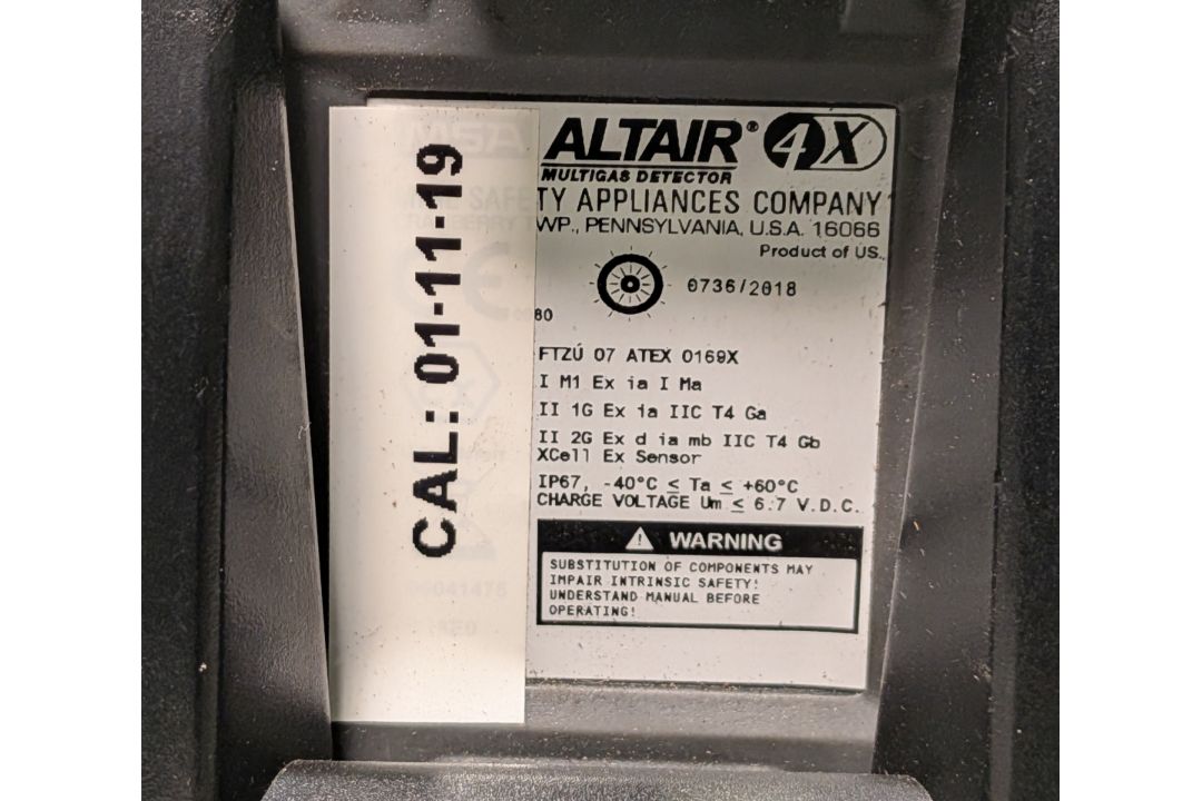 4x MSA Altair 4X multi-gas detection monitors with MSA dock charger - Image 4 of 9
