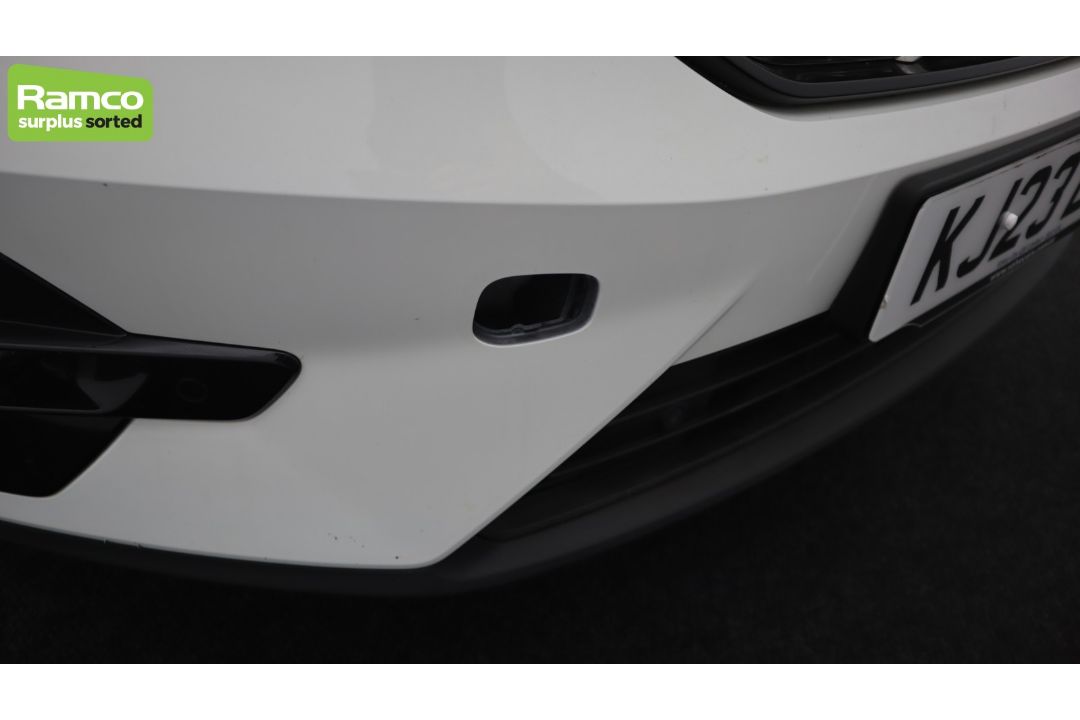 2023 Volvo XC40 T4 Plus Recharge – full details in the description - Image 39 of 47