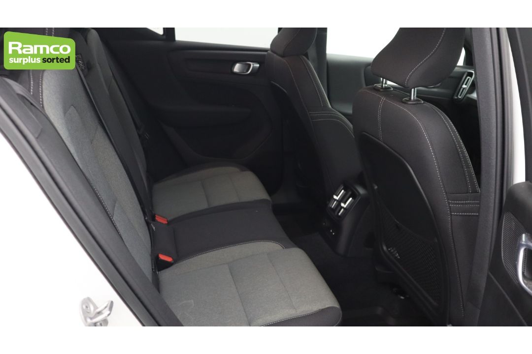 2023 Volvo XC40 T4 Plus Recharge – full details in the description - Image 24 of 47