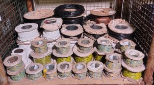 125kg of copper cables of various lengths and cores