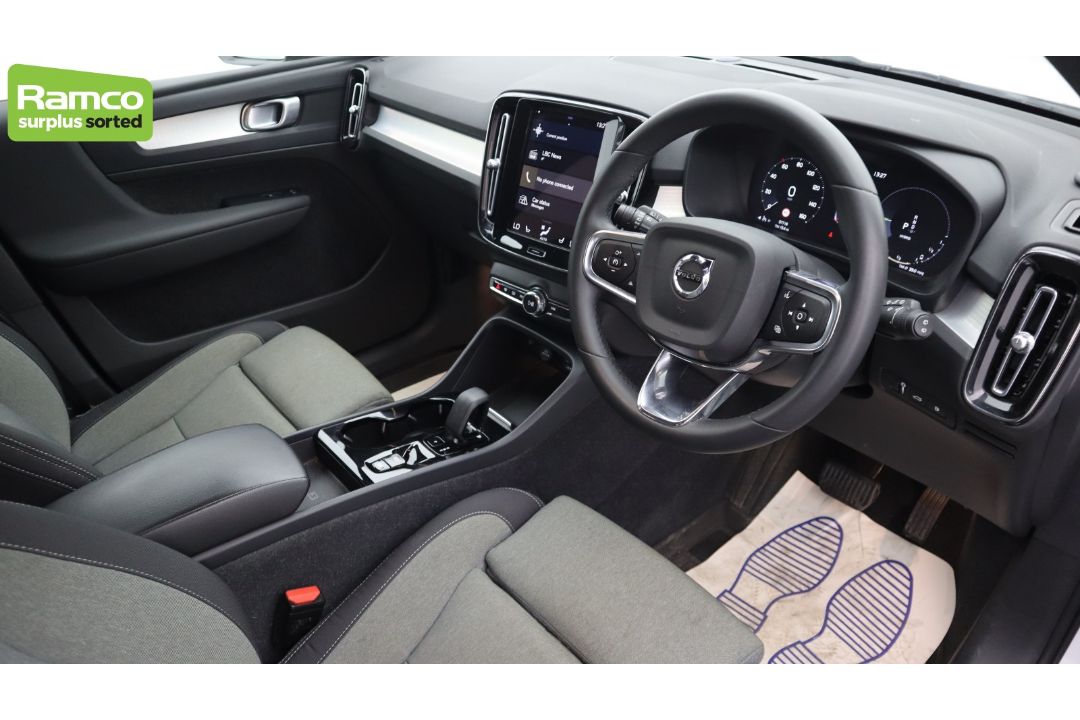 2023 Volvo XC40 T4 Plus Recharge – full details in the description - Image 10 of 47