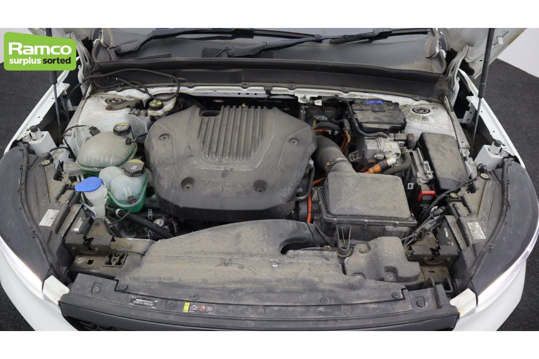 2023 Volvo XC40 T4 Plus Recharge – full details in the description - Image 37 of 47