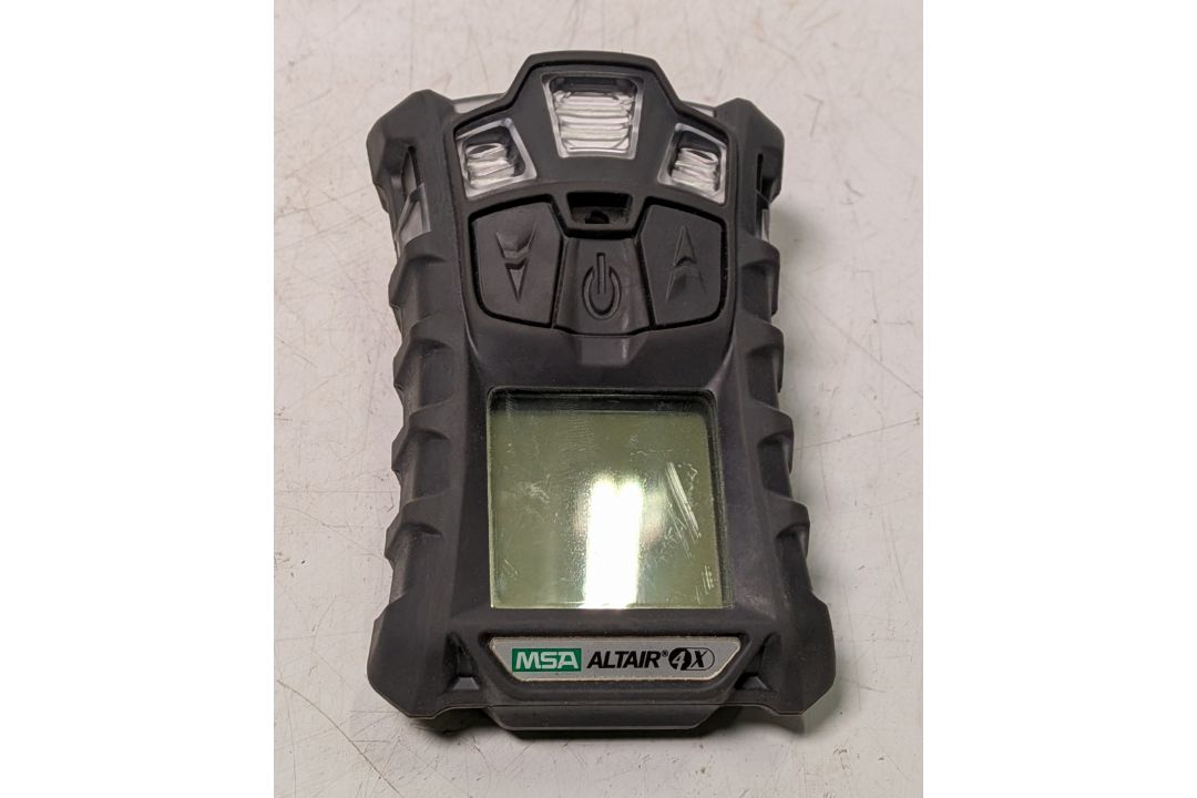 4x MSA Altair 4X multi-gas detection monitors with MSA dock charger - Image 5 of 9