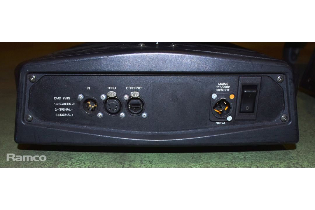 2x Clay Paky Mythos 2 C61391 - moving head beam light, 115/213V, with wheeled flight case - Image 3 of 13