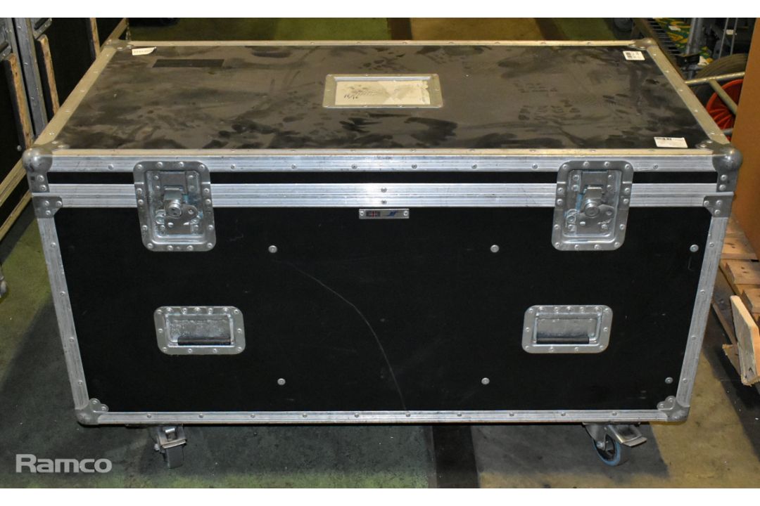 16x Chauvet Colorband Pix in 5 Star wheeled flight case - W 1200 x D 600 x H 710mm - Image 15 of 16