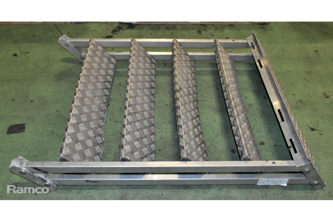 MILOS adjustable aluminium stairs - W 1000 x D 270 x H 1240mm - Image 2 of 4