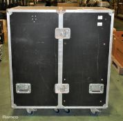 Black/silver large costume wheeled flight case with drawers (missing drawer runners)
