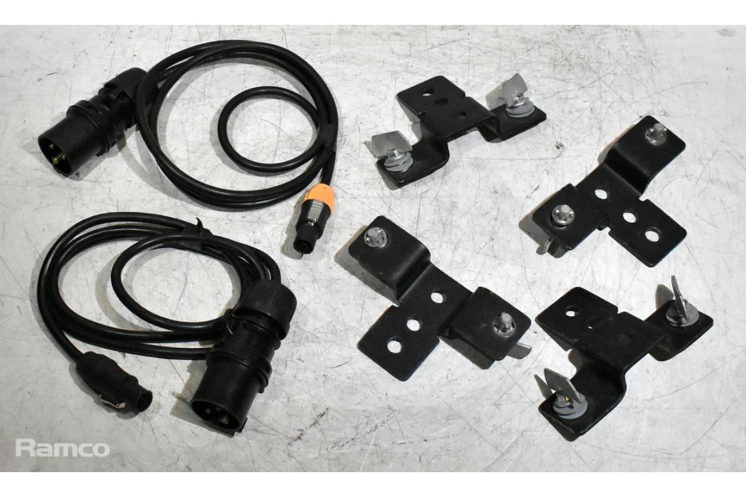 2x Clay Paky Mythos 2 C61391 - moving head beam light, 115/213V, with wheeled flight case - Image 11 of 13