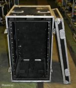 5 Star 19U Shockmount flight case on wheels ( Lift off front and back ) - Empty