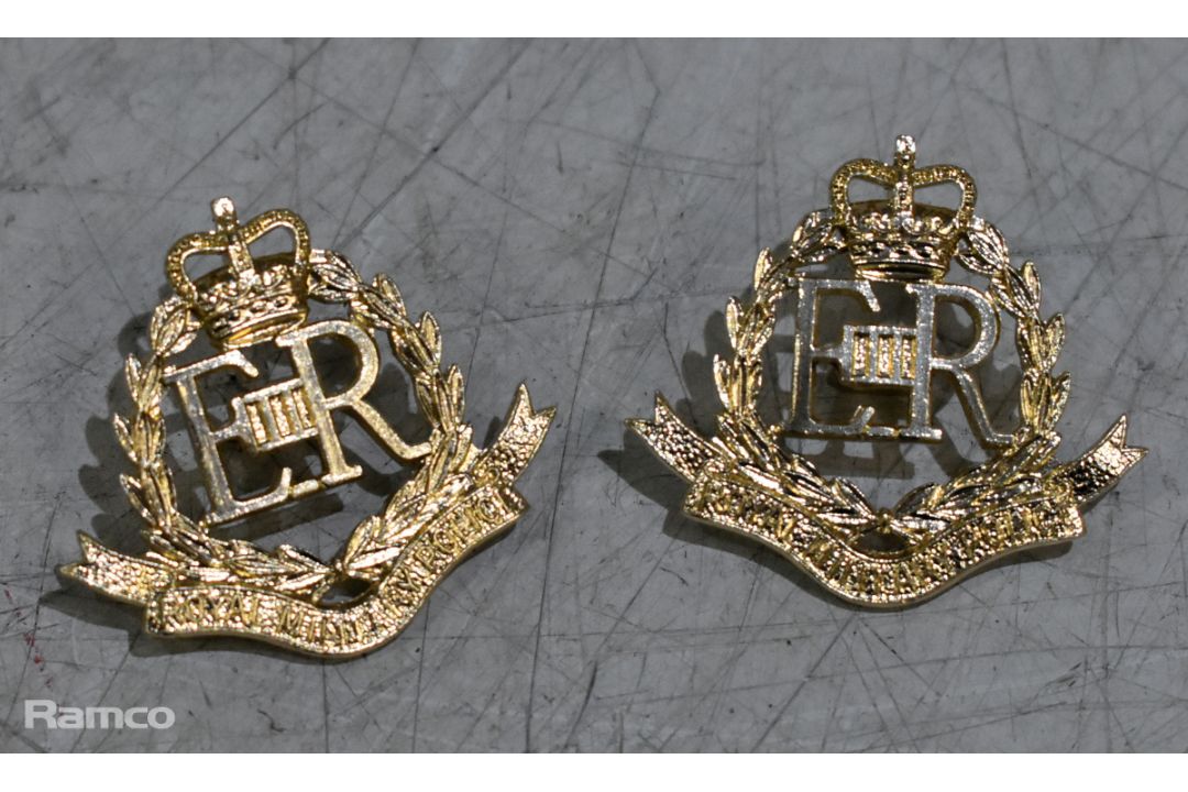 356x Box of British forces mixed ranks badges, buttons, belt buckles and pins - Image 6 of 14
