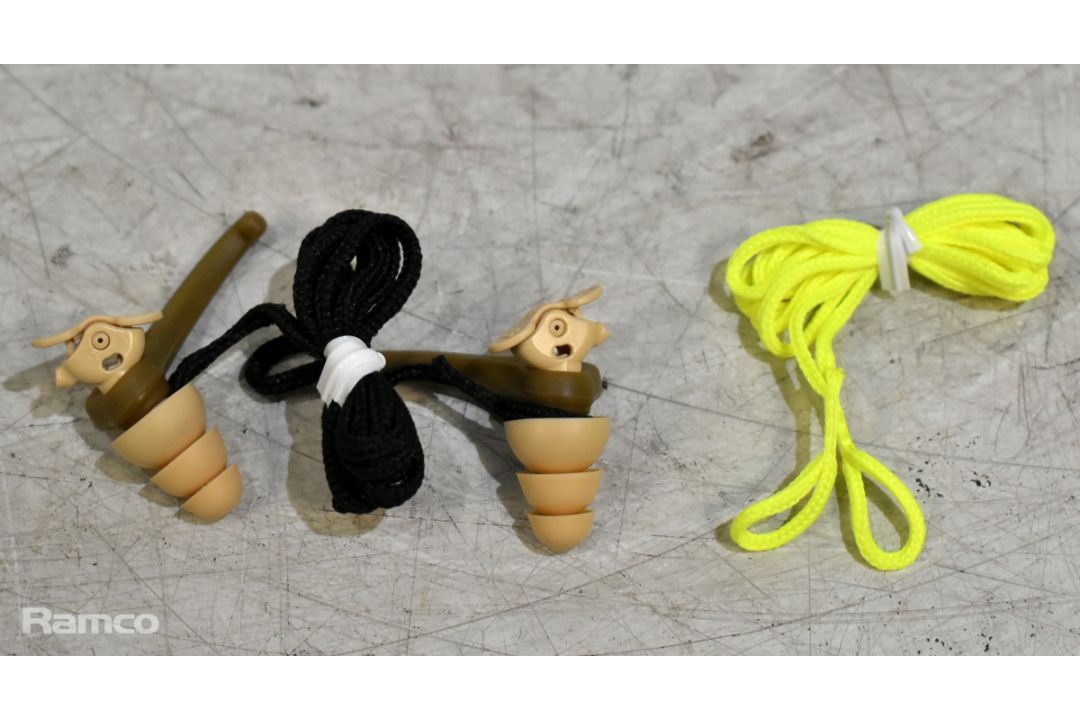 111x Mixed earplugs - Image 3 of 7