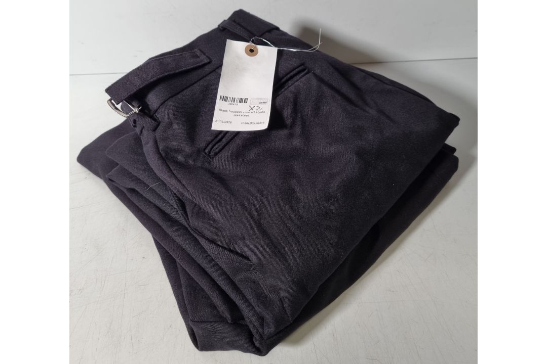 28x Items of clothing - see description for details - Image 4 of 22