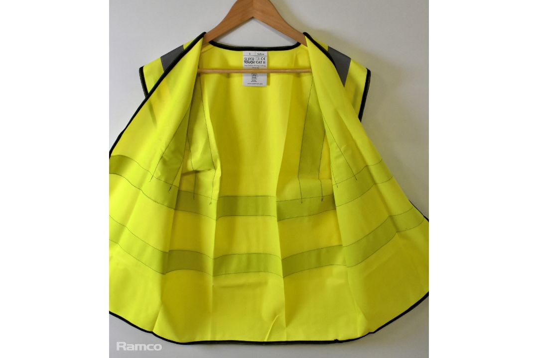 120x High visibility vests - mixed sizes - Image 2 of 7