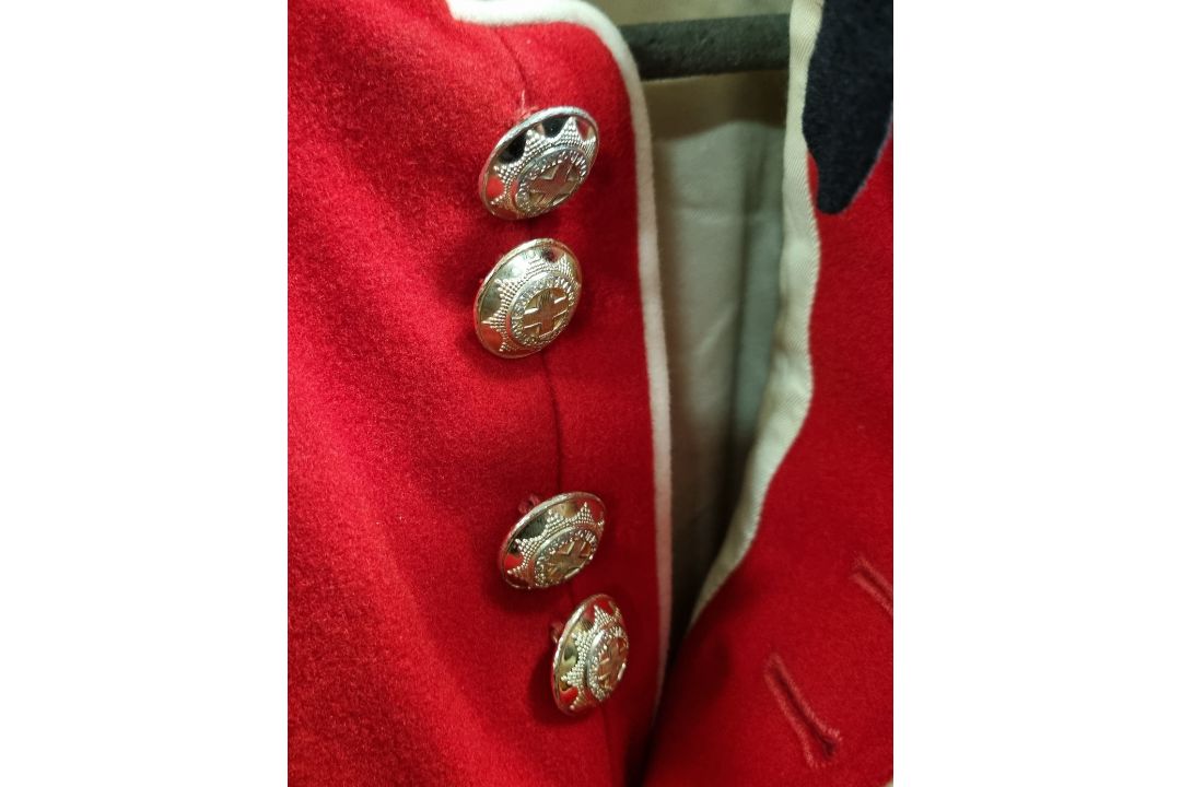 10x Navy tracksuit jackets, 2x RFD Beaufort protection garments, Coldstream Guards band red tunic - Image 6 of 16