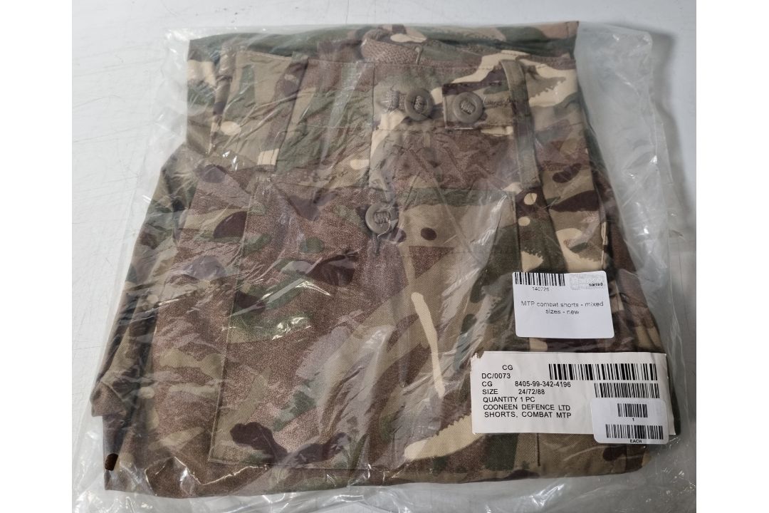 14x Items of clothing - see description for details - Image 6 of 29