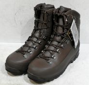 4x pairs of Iturri boots - see description for details