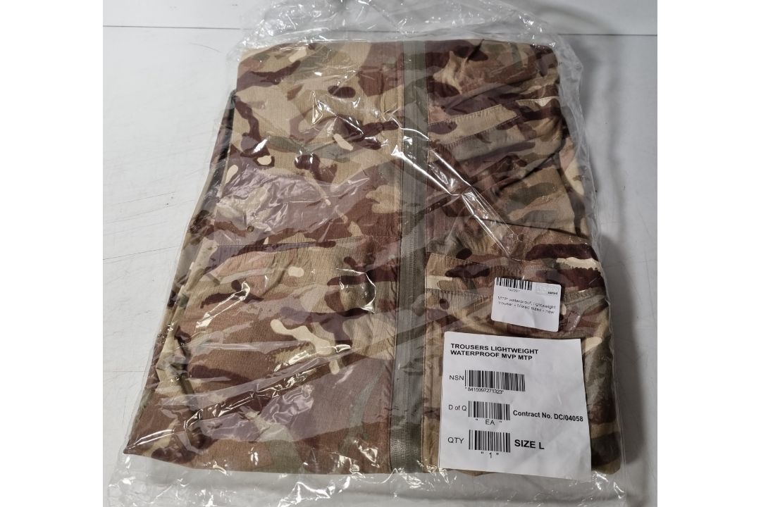14x Items of clothing - see description for details - Image 18 of 29