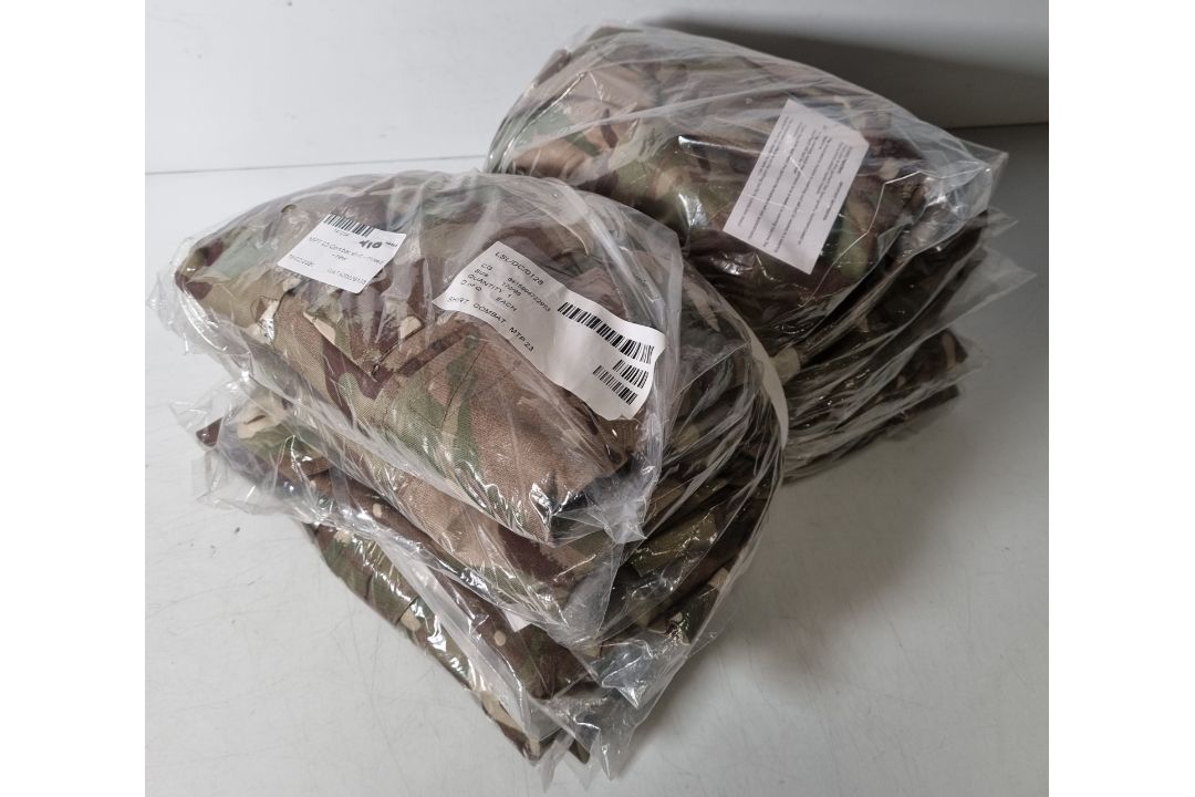 45x MTP combat jackets, 18x MTP 23 Combat shirts, 7x BallyClare aircrew MK3 suit jackets - Image 4 of 33