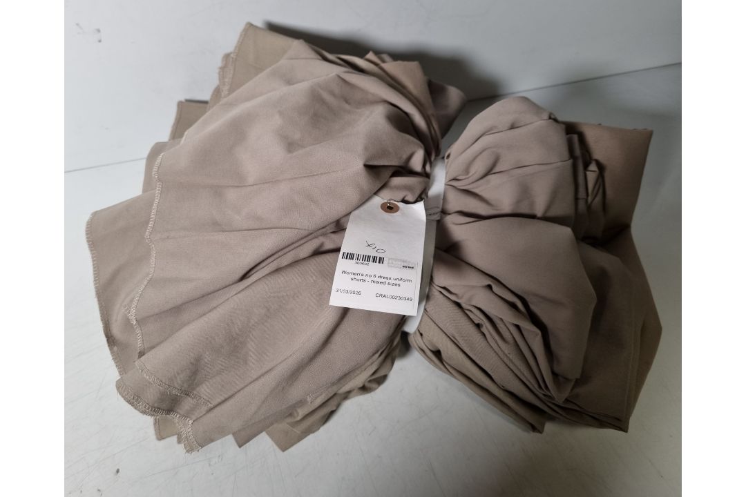 21x Items of clothing - see description for details - Image 33 of 36