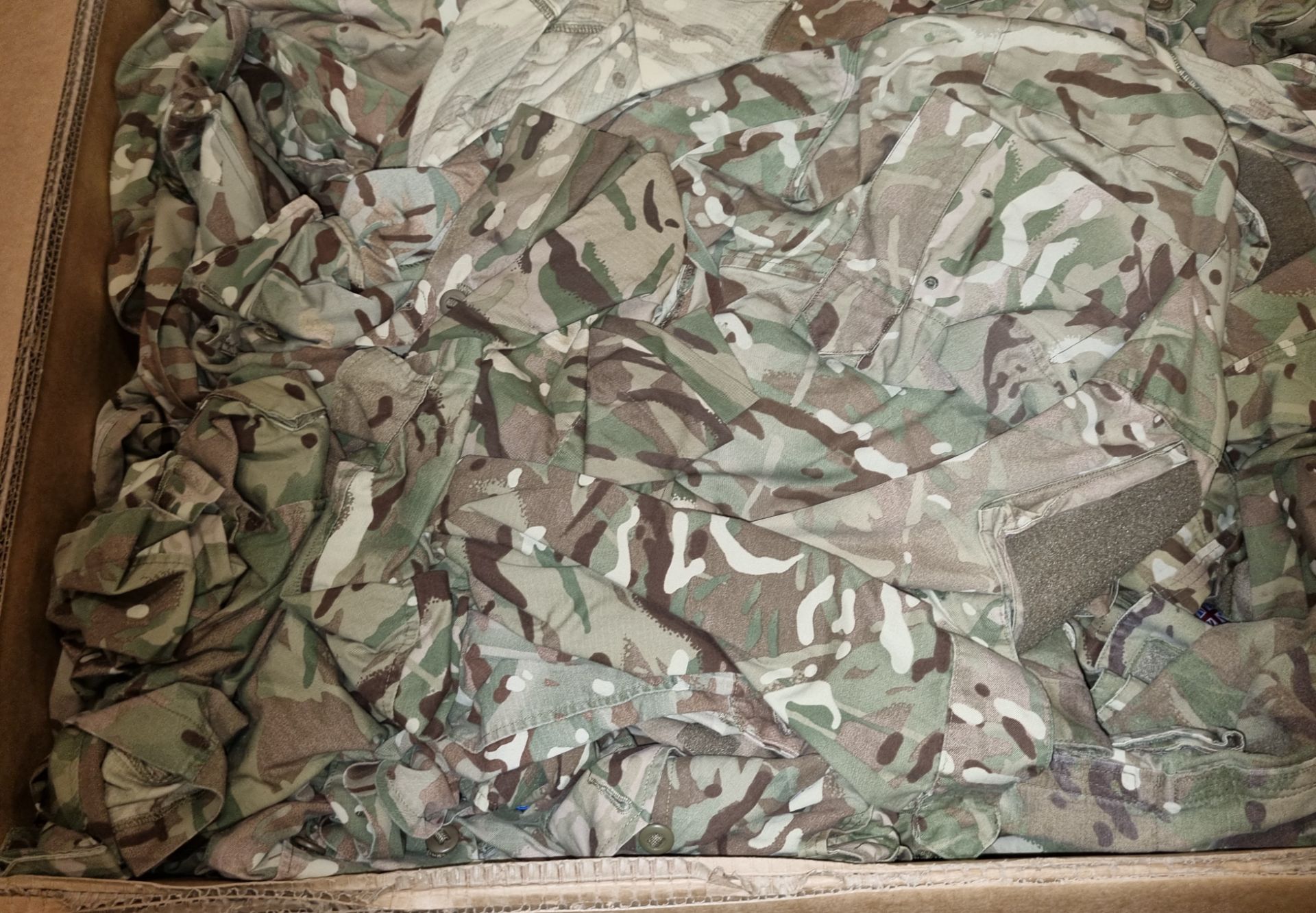 Various types of ex-military camo clothing - may include accessories - 173 kg – may require repair - Image 5 of 11