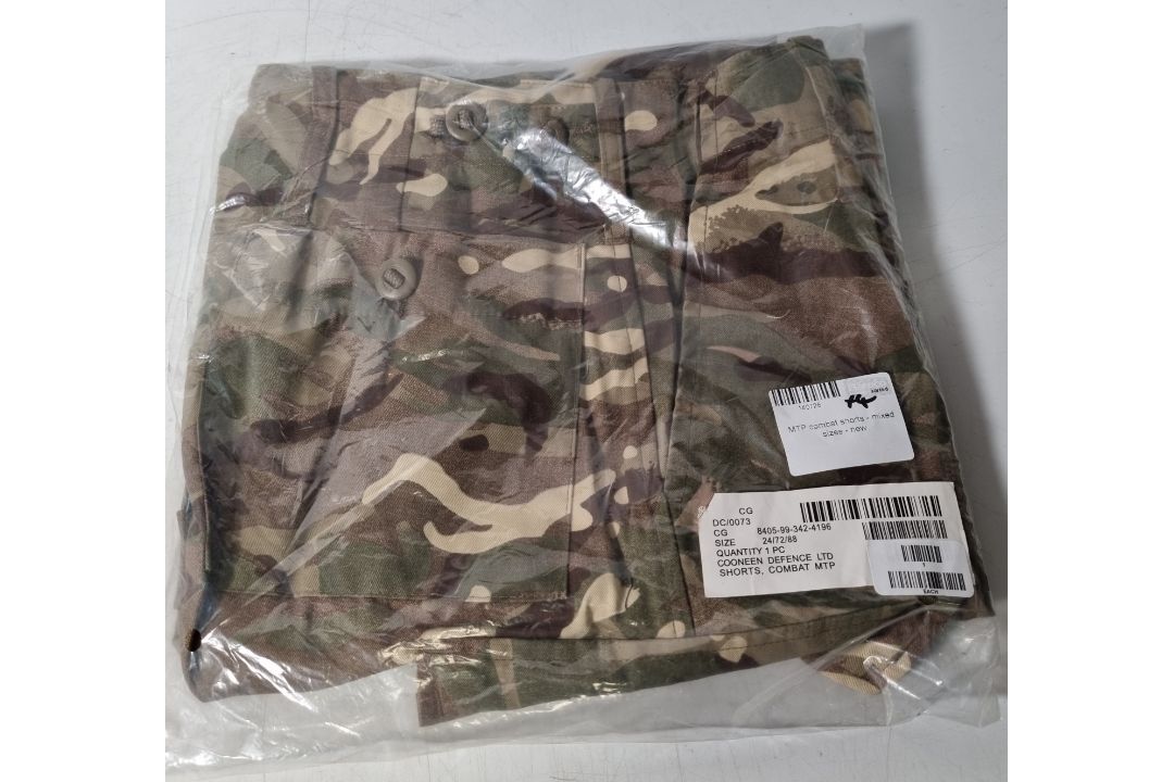 14x Items of clothing - see description for details - Image 4 of 29