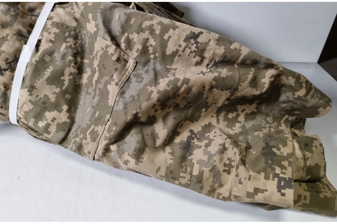 30x Digital camo combat jacket - mixed sizes - mixed grades - Image 4 of 5