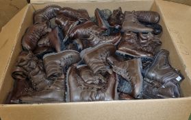 100x pairs of Grade 2 Various combat boots - may include - Magnum, YDS, Haix - mixed sizes
