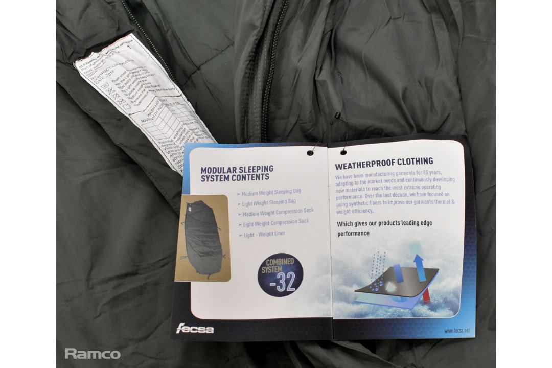 8x Medium weight sleeping bags - mixed sizes - Image 6 of 8