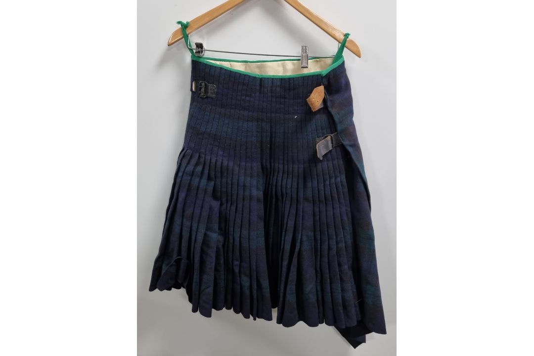 21x Items of clothing - see description for details - Image 1 of 36