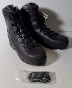 Iturri men's cold wet weather black boots - size 13L