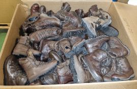 100x pairs of Grade 2 Various combat boots - may include - Magnum, YDS, Haix - mixed sizes