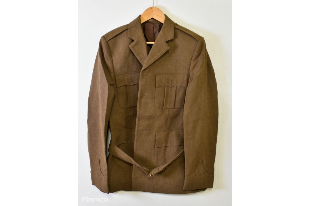 6x Men's no 2 dress brown jackets - mixed sizes - Image 1 of 9