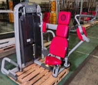 TechnoGym pectoral exercise machine - weight stack: between 2.5kg and 100kg