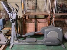 Life Fitness 95xi Fit Stride total body trainer cross trainer - W 710 x D 2100 x H 1600mm