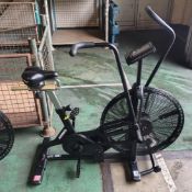 Assault Fitness AirBike Classic exercise bike - L 1320 x W 610 x H 1260mm