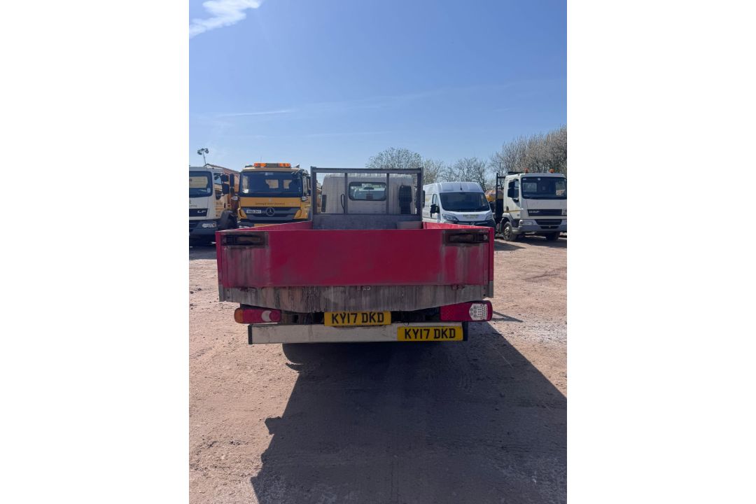 Isuzu Grafter N35.150 dropside lorry - registration KY17 DKD - 3 litre - current mileage 117666 mile - Image 7 of 15
