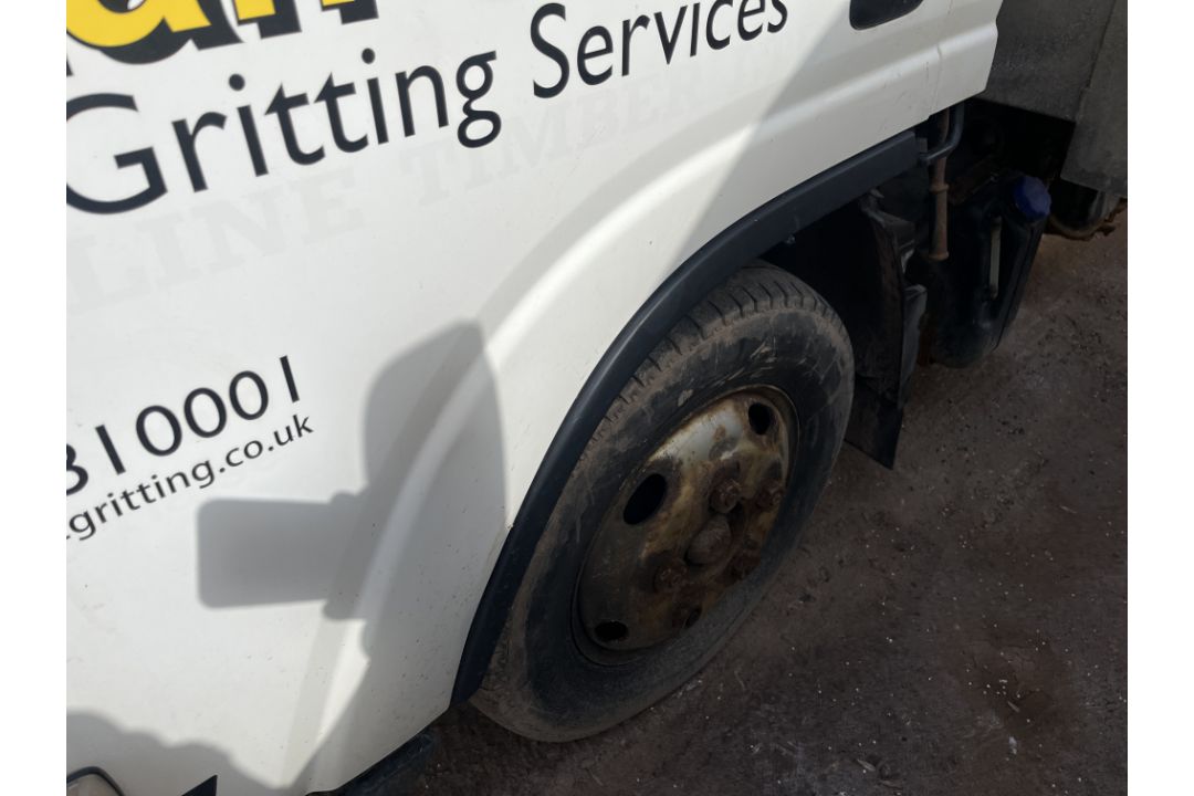 Isuzu Grafter N35.150 dropside lorry - registration KY17 DKD - 3 litre - current mileage 117666 mile - Image 13 of 15