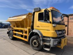 Mercedes-Benz 1824K gritting lorry - registration YK61 ZHR - current mileage 79832km