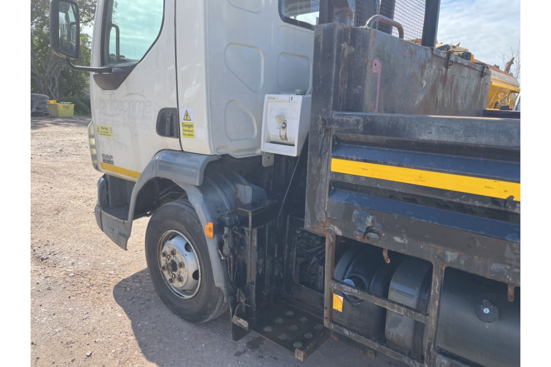 DAF FA LF45.160 08 TIP E tipper truck - reg. YJ08 APU - current mileage 354414km - NO SPREADER INC - Image 9 of 22