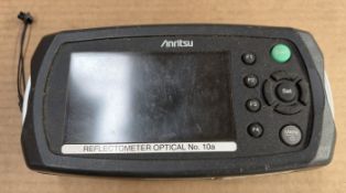 Anritsu MU909015B-056 optical reflectometer