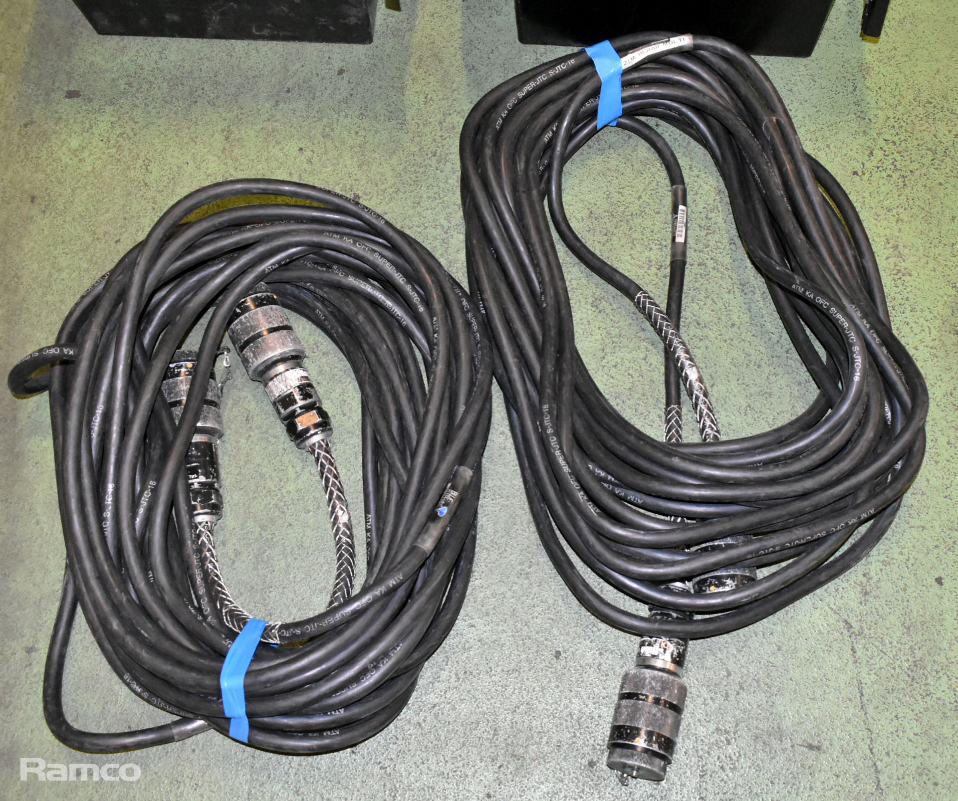 48 channel stage split box in flight case with 4x 16 channel stage boxes and multicore XLR cables - Image 5 of 14