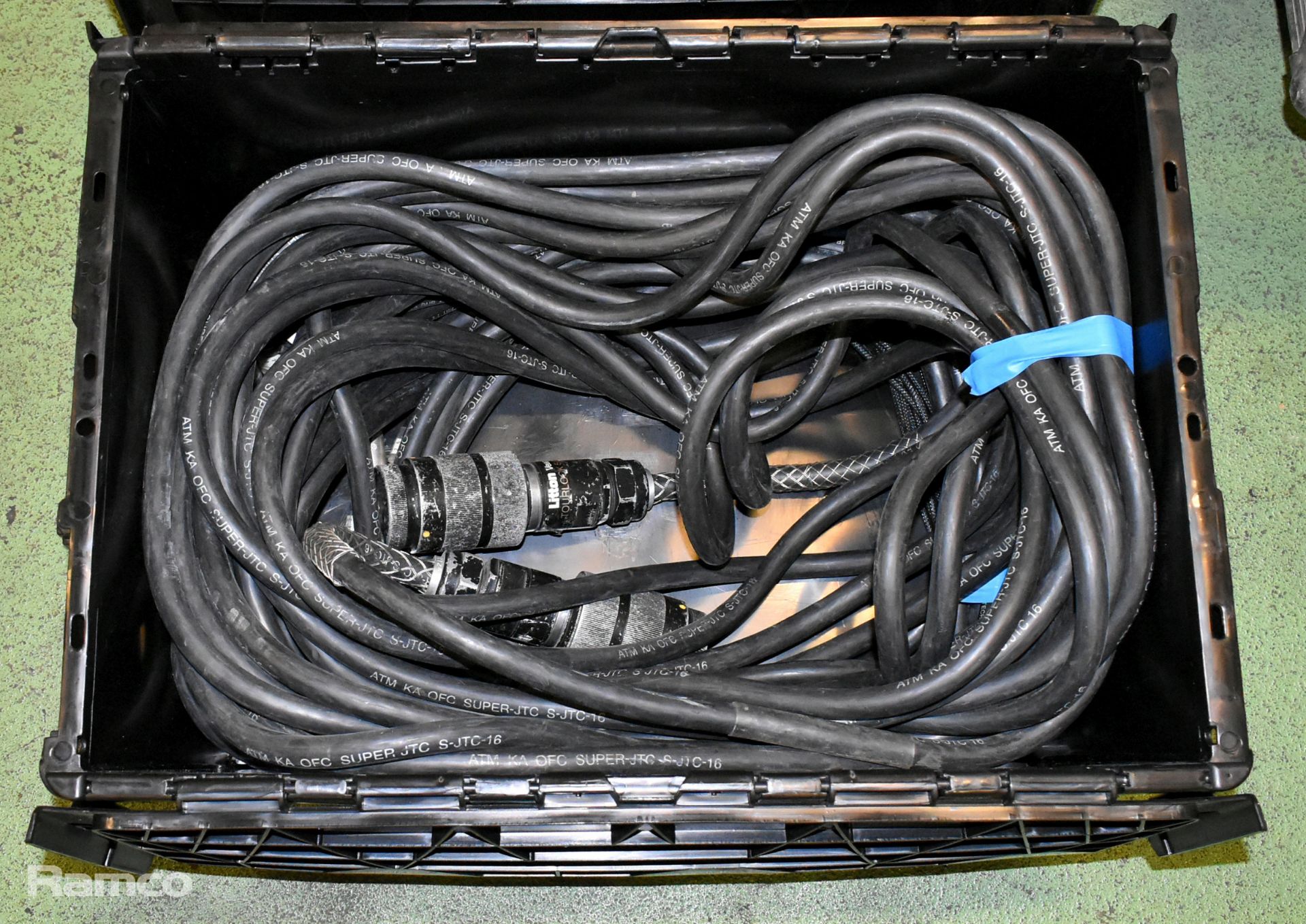48 channel stage split box in flight case with 4x 16 channel stage boxes and multicore XLR cables - Image 2 of 14