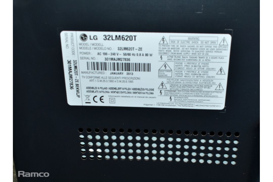 2x LG 32LM620T 32 inch 3D LED TVs in flight case - case dimensions: L 1230 x W 600 x H 550mm - Image 6 of 8