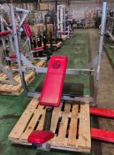 Hammer Strength olympic incline weights bench - W 1250 x D 1470 x H 1500mm