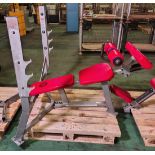 Hammer Strength olympic decline weights bench - W 1250 x D 1550 x H 1300mm