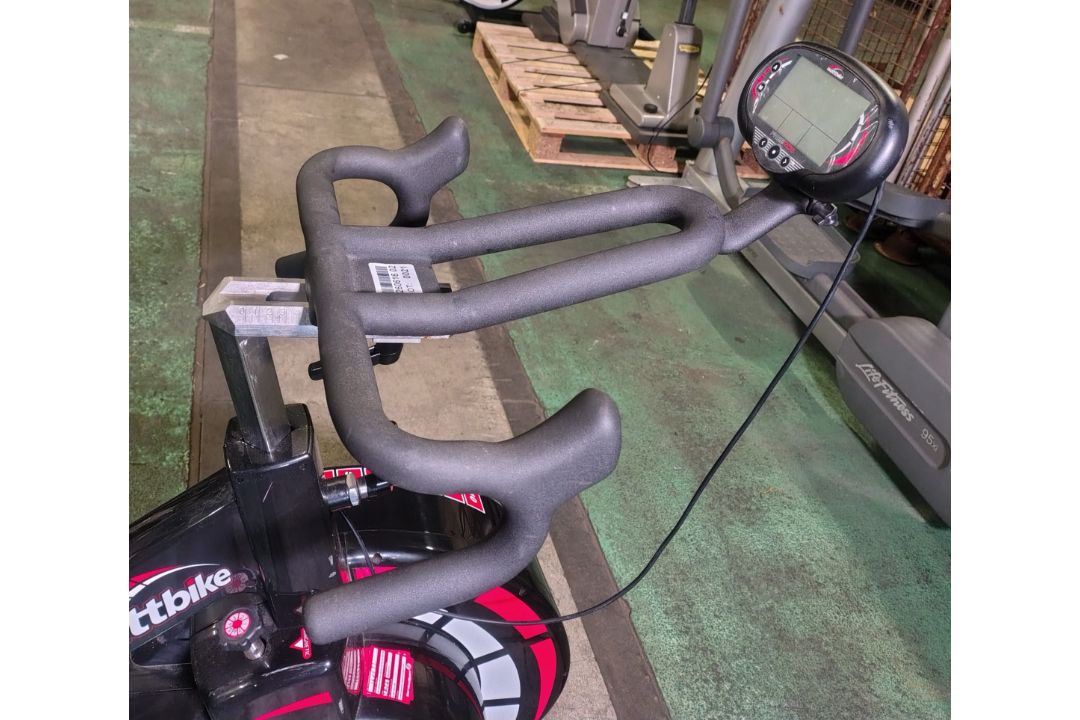 Wattbike FreeRide indoor exercise bike - L 1400 x W 610 x H 1180mm - Image 3 of 7