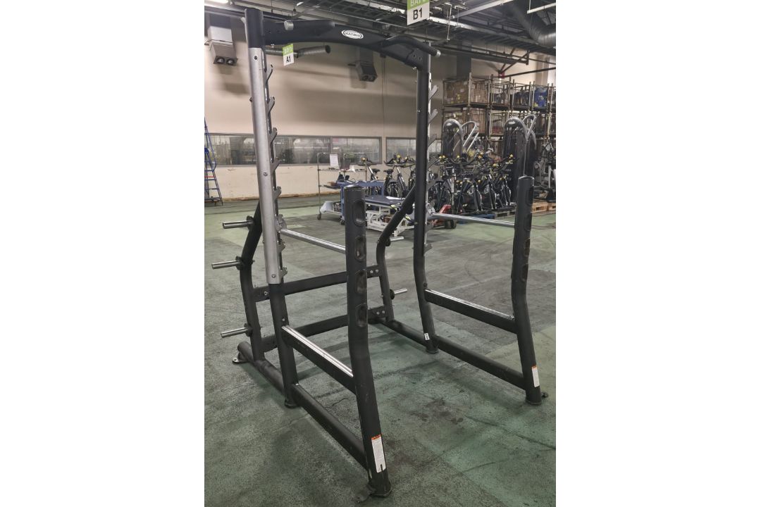 Matrix half rack/squat rack - W 1600 x D 1850 x H 2230mm - Image 1 of 10