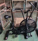 Assault Fitness AirBike Classic exercise bike - L 1320 x W 610 x H 1260mm