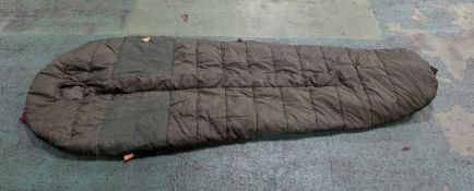 30x Medium weight sleeping bags - various types - may include arctic